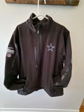 Reebok Black Men's Performance Jacket with Team Star Patch